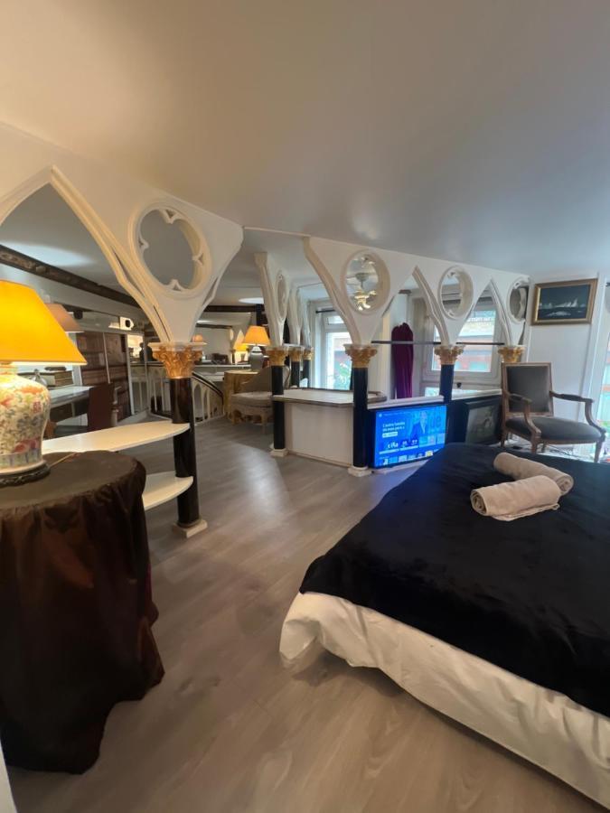 Av Montaigne Champs Elysee Paříž Exteriér fotografie